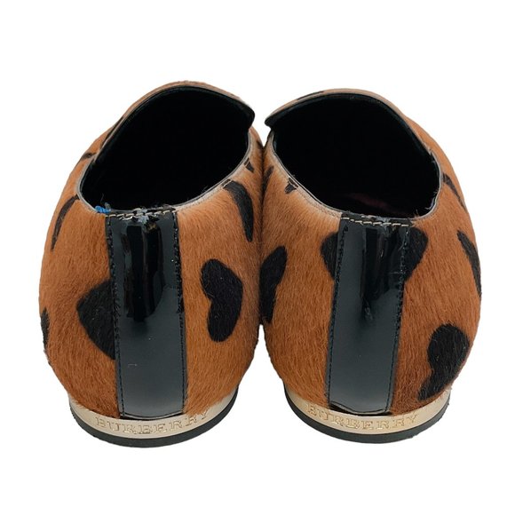Burberry Prorsum Brown Pony Flats with Black Hearts - Picture 5 of 6